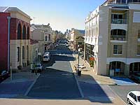 �t���[�}���g���̊X����